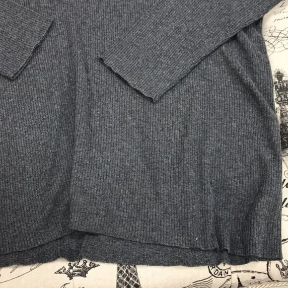 Anne Klein Rib V-Neck Sweater - Picture 4 of 4